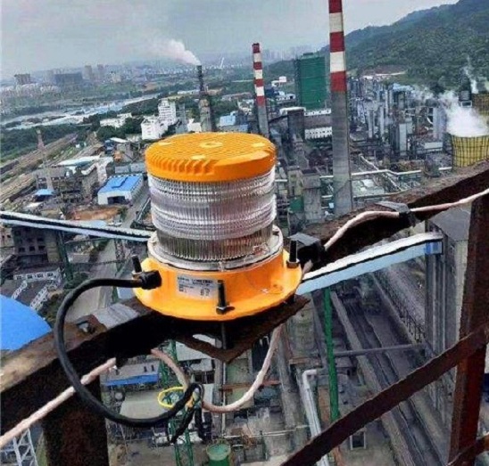 煙囪上如何安裝航空障礙燈？